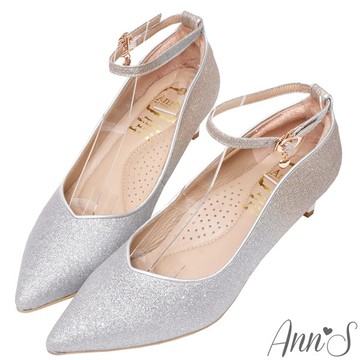 🔥年末出清5折🔥💕 喜氣洋洋 / 買就送限定版燙金提袋 💕Ann’S愛的訊號-漸層亮粉小愛心繫帶低跟尖頭婚鞋5cm-金