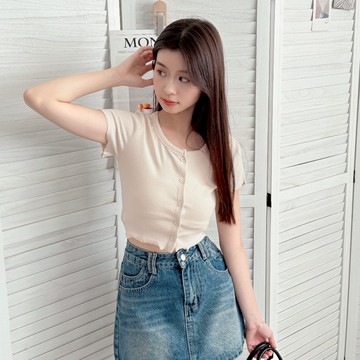 【Fee隔日到貨11色】正韓厚邊圓領直紋排釦短版短袖T恤🔥女上衣 短版上衣 韓國女裝 T恤 短袖上衣 秋冬穿搭 GAT