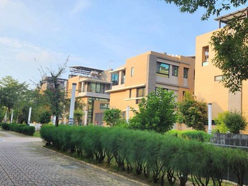 專/科工區經典面寬11米/花園裝潢豪墅/出價談｜台南市安南區鹽田路