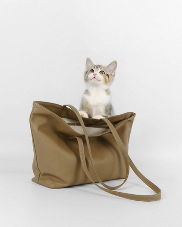 MARROQUE Jenna inside out leather and canvas tote bag,Latte.