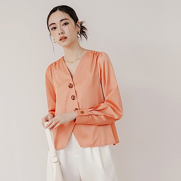 不對稱門襟微光澤長袖上衣-OB嚴選