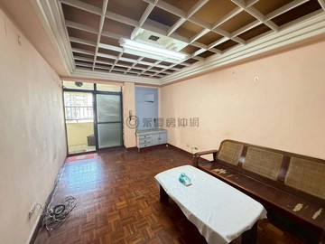 台中西區精明商圈五樓公寓魔術大空間..｜台中市西區精誠三街