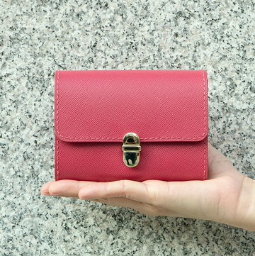 洋紅色 簡約淺金橢圓插釦風琴短夾