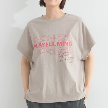 日本 Lupilien - 16OE天竺棉 法式英文標語短袖上衣-淺卡其