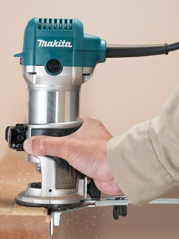 makita牧田RT0702C木工修邊機家用電動雕刻機木材開槽機電木銑