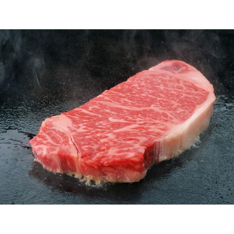 キングマカデミアン みちのく奧羽牛 肩ロース ステーキ用 150g×2枚