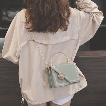 小眾設計流行高級質感法國小包包女款新款潮輕奢爆款斜挎2025時尚