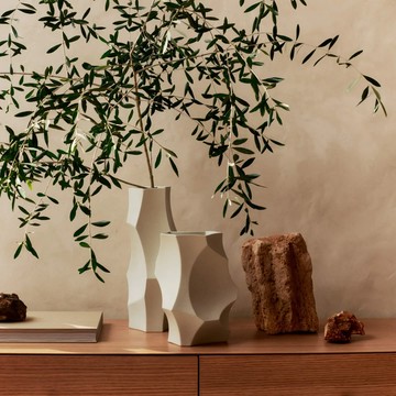 丹麥 Ferm Living CUEVA 花器 白 26公分