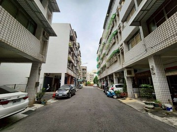 再降價！小港森林公園.華山國小旁8米街上騎樓透天｜高雄市小港區宏偉街