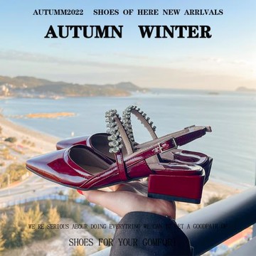 包頭涼鞋女粗跟夏季仙女風配裙子2023年新款時尚水鉆中跟羅馬鞋子