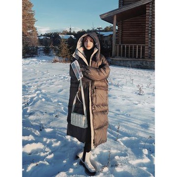 Lecea Alice長款羽絨服女款2025冬季新款高級感啞光面包服外套女