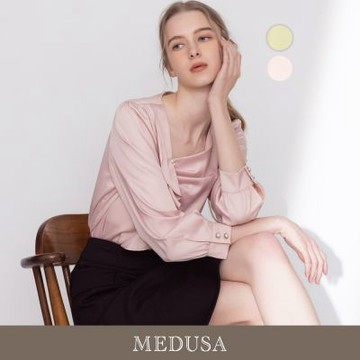 現貨【MEDUSA 曼度莎】優雅垂墜珍珠緞面光澤上衣 - 2色（M-XL）｜緞面上衣 女上班穿搭 質感襯衫