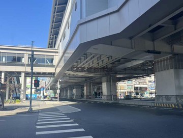岡山◆雙鐵站前◆第一商業區◆角間透天｜高雄市岡山區三民路
