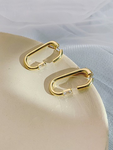 925銀針耳釘耳環女高級感小眾簡約百搭防過敏橢圓形耳飾潮人1入