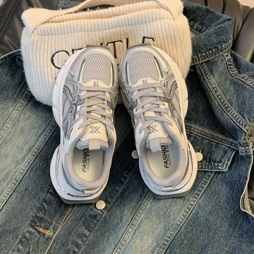 2025年春季新款ins超火厚底休閑鞋百搭時尚增高顯腳小老爹鞋女潮