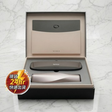 8成新 側邊掉漆 特價  Femmooi（飛躍莫比斯）家用水光儀 II 單機 4-4
