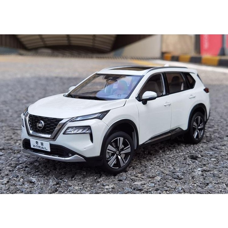 日産 SUV キックス 1/18 ミニカー-