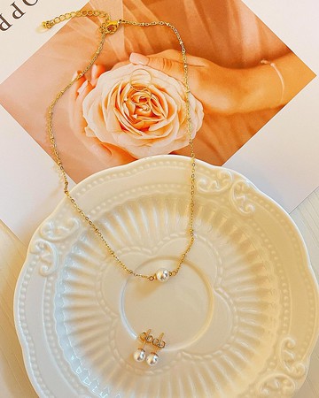 Valentine_ 簡約風格單珠法式豆豆鎖骨項鍊