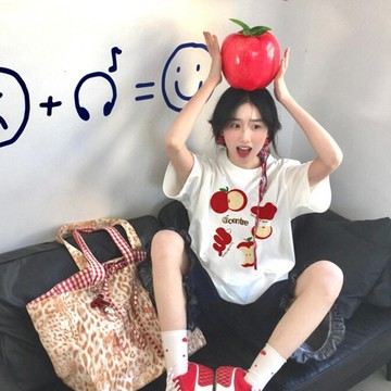 TGNS 純棉T恤 短袖衣服 韓版上衣 oversize T恤 潮流衣服 夏天衣服  寬鬆上衣 紅色蘋果印花上衣