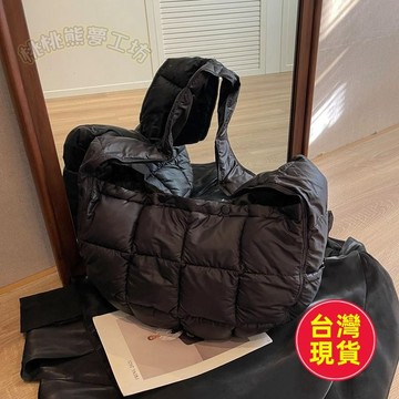 【韓國ins時尚】大容量包包 新款冬季單肩褶皺包 百搭腋下餃子包 潮 腋下包包 韓國包包 小眾包包 餃子包 大容量