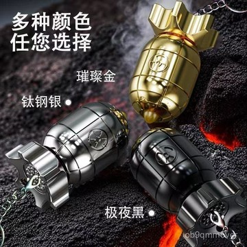 臺灣🙌8H出🔥新款特工小核彈可轉動解壓可彈射男孩背包鑰匙吊墜小禮物 EGE8
