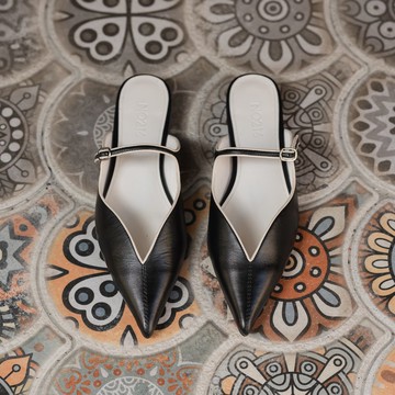 V狀&細葉條-尖頭鞋-黑白色