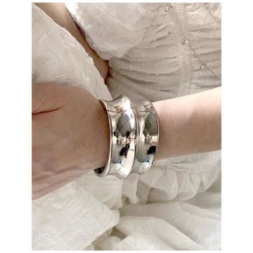 簡約冷淡風金屬光面手環歐美時尚疊層開口寬邊質感小眾隨性手鐲女