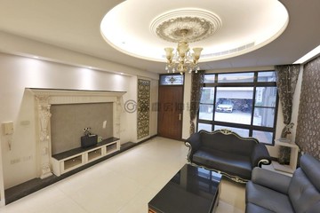 高雄餐旅｜五米面寬車庫別墅｜全屋裝潢可入住｜高雄市小港區華明街