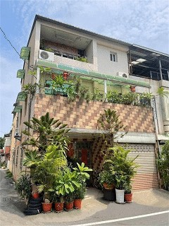 民雄吳鳳科大|邊間車庫別墅 開價直降758萬｜嘉義縣民雄鄉建國路二段