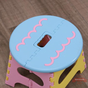 小凳子折疊矮凳便攜式家用靠背椅圓塑料板凳戶外輕便馬扎