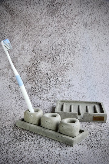 水泥製牙刷架組