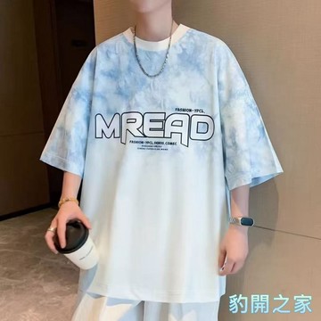 【豹開之家】漸變字母印花短袖 男生t恤 夏天衣服 五分袖 短t 印花t 情侶t 休閒T恤 日常穿搭T恤 學院風上衣Q14