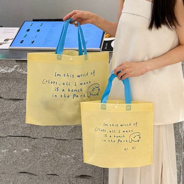 台灣出貨💡卡通環保不織布手提袋 帶暗釦手提袋 可愛手提袋 禮品袋 環保購物袋 無紡布袋子 手提袋 超強稱重手提袋