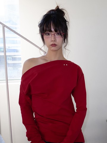 ONE SHOULDER ELASTIC T-SHIRT (RED)