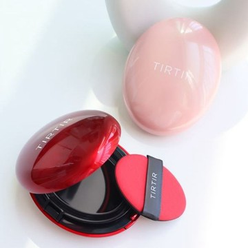 🐾花甲E姊🐾貨在台🐾 TIRTIR 我的水光氣墊18g 鵝卵石氣墊 定妝噴霧 遮瑕氣墊 水光保濕氣墊 TIRTIR氣墊