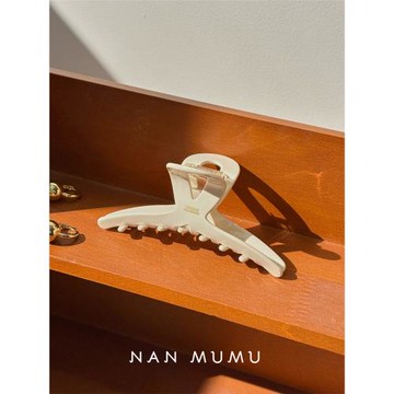 新款韓國france米白色輕奢高級感馬尾抓夾大號發量多鯊魚夾發夾女