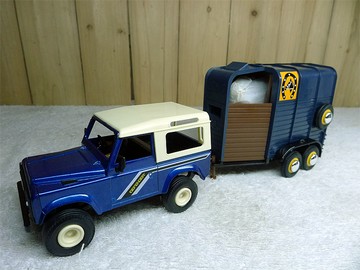 Land Rover Horsebox 路虎馬匹運輸車模型套裝精品 安徒ERTL 1:32