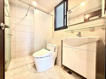 三民區近建工商圈生活機能佳 三房明亮通風+車位｜高雄市三民區愛國路