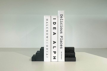 簡約鑄鐵書擋組 |樓梯造型 份量沈穩 書多也不倒 客製名字 送禮