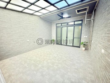 桃園火車站 設計師裝潢美透天｜桃園市桃園區桃鶯路