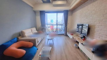 亞灣區三發晶沙｜光華商圈｜優質美3房+平車｜高雄市前鎮區南寧街