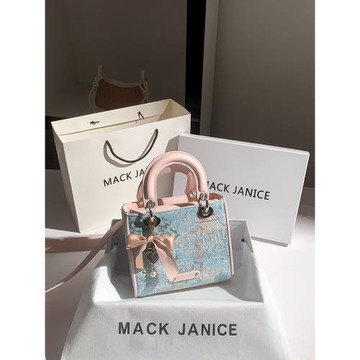 MackJanice新中式復古手提包女士2024新款高國風撞色粉藍戴妃包女