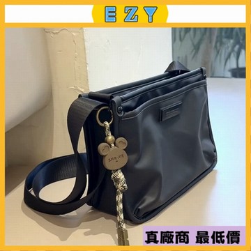 EZY 2025 新款 新款斜挎包 小衆高級感中性風 休閒潮酷複古小方包 單肩小挎包防潑水 斜挎包