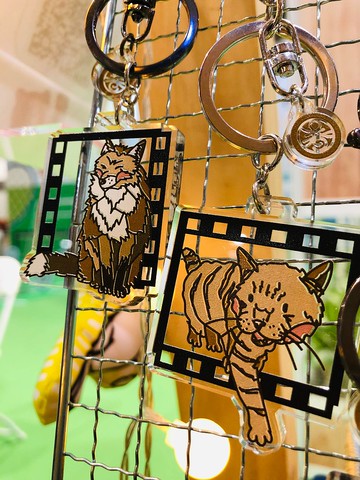 旅人封面故事-插畫壓克力鑰匙圈-貓貓狗狗兔兔狐狸松鼠