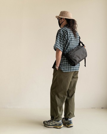 潮流格紋機能風斜挎包通勤相機收納兩用包包便捷快拆肩帶設計包