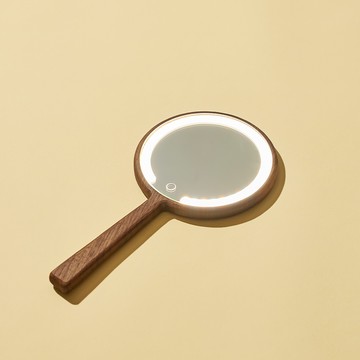 【凱娜】LED手拿鏡｜胡桃木