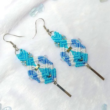 E015-手工編織方心耳環 層層疊疊湖水藍