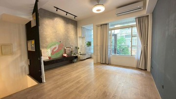 獨家!稀有龍邦皇家社區型雙車別墅~附有多功能公設｜台中市潭子區中山路一段