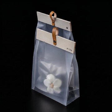 3天內出貨 | 畢業快樂【MYRA】2組 x 暖餅乾2入禮袋（紅烏龍棉花糖＋鳳梨焦糖、紅烏龍棉花糖＋Rocky Road）