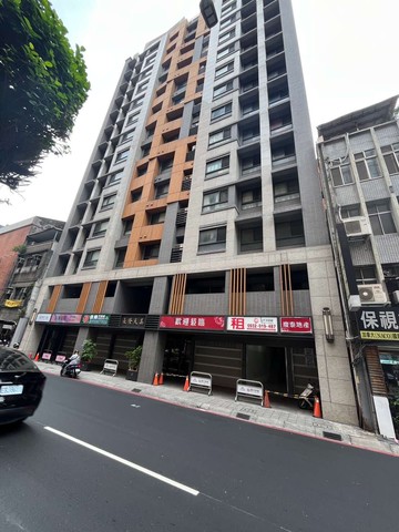 重新正義北店面~大馬路邊｜新北市三重區重新路二段
